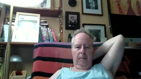 andre6045 online show from 05-10-26, 07:52