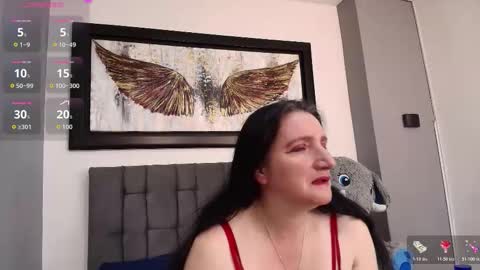 Snapshot of andre_cloefoxx_ chatting on 12-03-25, 04:20 Cloe online show from 12-03-25, 04:20