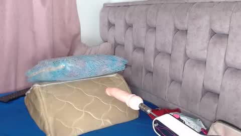Andrea bigtits69 online show from 06-11-26, 12:32