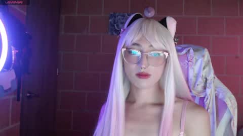 Andrea  online show from 04-29-26, 06:14