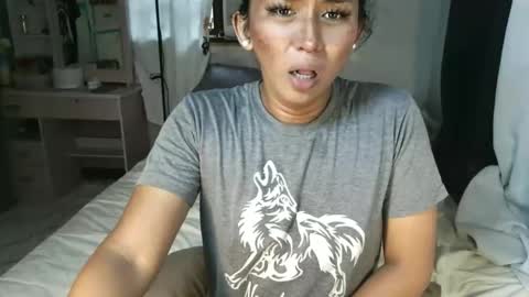 yanie online show from 12-02-25, 02:06