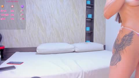 Snapshot of andrea_malkova chatting on 11-14-25, 08:07 Andrea Malkova online show from 11-14-25, 08:07