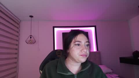 Andrea Ramos online show from 02-07-25, 07:50