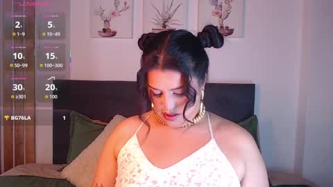 Snapshot of andrea_secret_ chatting on 10-13-25, 06:08 ANDREA  online show from 10-13-25, 06:08