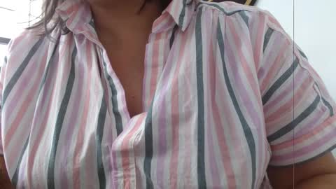 Snapshot of andrea_teacher chatting on 12-16-25, 07:52 Andrea Model trainer Luxury ST online show from 12-16-25, 07:52