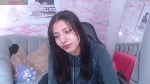 Snapshot of andrea_torres_t chatting on 11-23-25, 01:00 Andrea online show from 11-23-25, 01:00