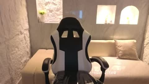 andrea_tx online show from 04-18-26, 07:51