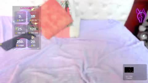 Snapshot of andrea_williams24 chatting on 09-20-25, 11:44 Naomi Andrea Daviss online show from 09-20-25, 11:44