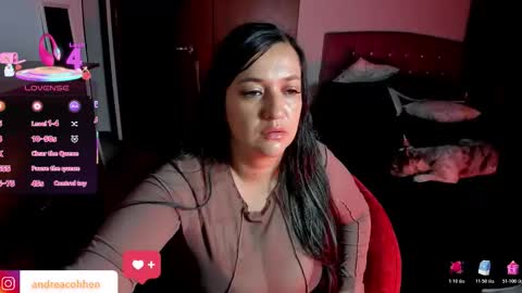 Snapshot of andreacohenz chatting on 11-17-25, 03:01 andrea online show from 11-17-25, 03:01