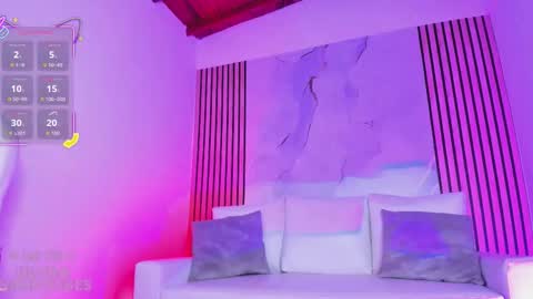 Snapshot of andreandtatty chatting on 11-22-25, 04:22 Hi im Tatty Heaven online show from 11-22-25, 04:22