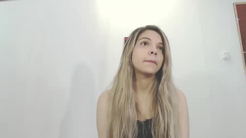 andreau 19 online show from 09-24-25, 01:47