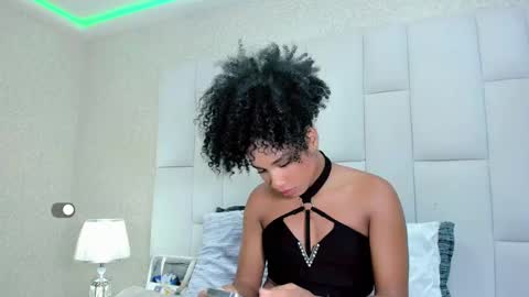 Snapshot of andreayano chatting on 10-01-25, 05:02 andreayano online show from 10-01-25, 05:02