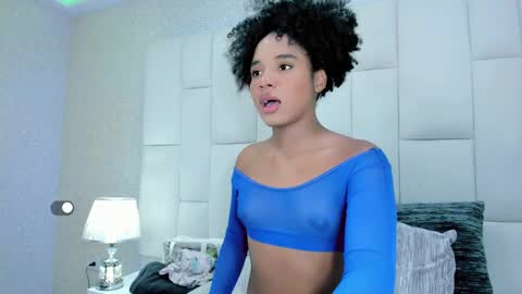 Snapshot of andreayano chatting on 10-06-25, 05:27 andreayano online show from 10-06-25, 05:27