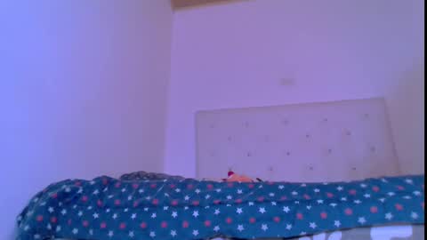 Snapshot of andrebigboobs chatting on 12-04-24, 09:35 Andre online show from 12-04-24, 09:35