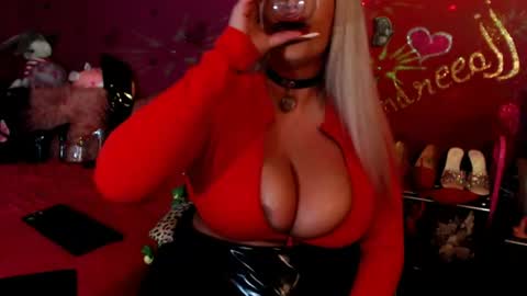 Snapshot of andreeajj chatting on 06-13-26, 03:32 andreeajj online show from 06-13-26, 03:32