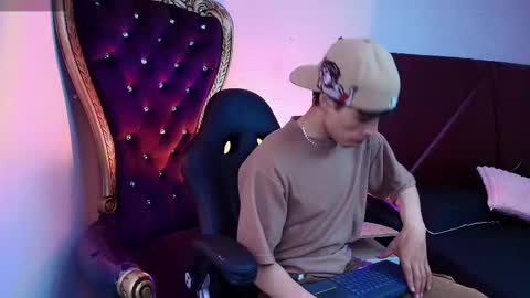 andreew_style_ online show from 03-28-26, 08:30