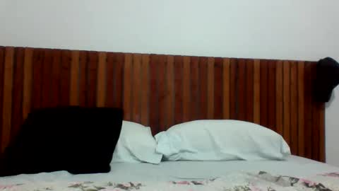 andreloko123 online show from 10-06-25, 01:25