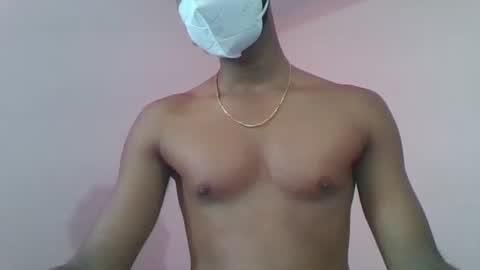 Snapshot of andres01_ chatting on 10-10-25, 05:06 andres01_ online show from 10-10-25, 05:06