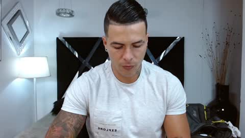 insta andres clark  online show from 02-07-25, 06:24