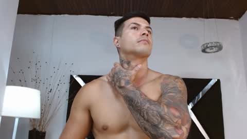 insta andres clark  online show from 02-14-25, 08:48