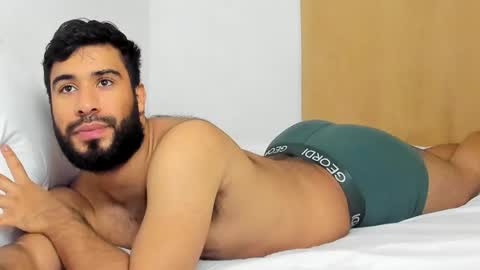 ANDRES CORTES   online show from 02-25-26, 03:16