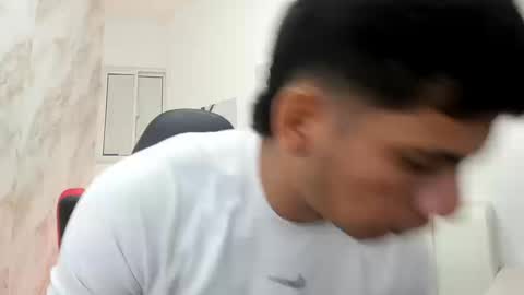 andres_stud online show from 09-17-25, 04:47