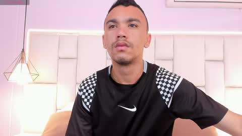 Snapshot of andressolorzano chatting on 05-27-26, 11:51 Andres online show from 05-27-26, 11:51