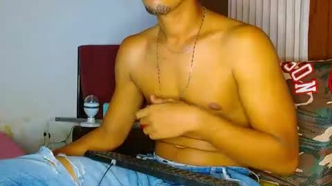 Snapshot of andreswj_bigcock20 chatting on 10-05-25, 10:07 andreswj bigcock20 online show from 10-05-25, 10:07