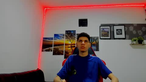 andrew_2811 online show from 10-11-25, 07:40