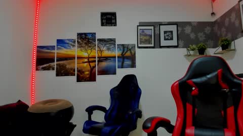 andrew_2811 online show from 10-31-25, 06:58