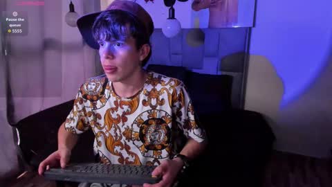 andrew_angels online show from 11-27-25, 01:13