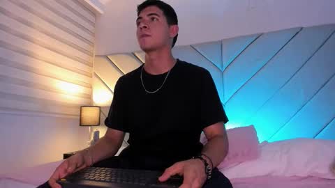 Snapshot of andrew_colleman1 chatting on 10-29-25, 06:59 Colleman online show from 10-29-25, 06:59