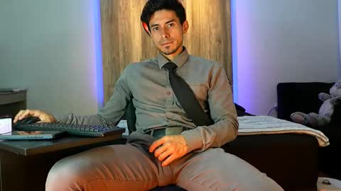 Andrew online show from 11-27-25, 01:07