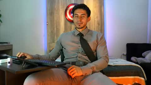 Snapshot of andrew_elliot chatting on 02-20-26, 01:57 Andrew online show from 02-20-26, 01:57