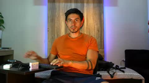 Snapshot of andrew_elliot chatting on 02-23-26, 05:38 Andrew online show from 02-23-26, 05:38