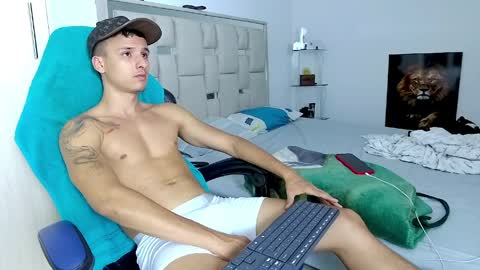 Andrew online show from 04-04-26, 03:49