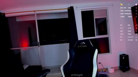 Snapshot of andrew_magic chatting on 02-11-25, 04:33 --- online show from 02-11-25, 04:33