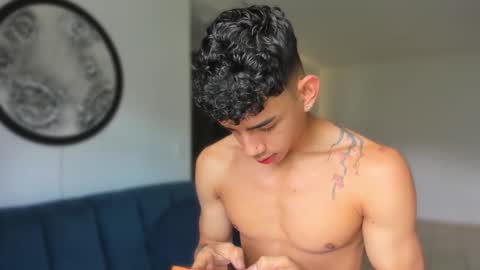 Andrew M. online show from 11-08-25, 03:56