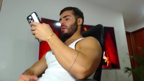 ANDREW WEST online show from 02-10-25, 11:23