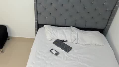 andrew online show from 10-31-25, 12:33