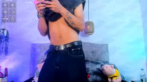 Snapshot of andrewayne_ chatting on 07-21-26, 01:13 andrewayne_ online show from 07-21-26, 01:13
