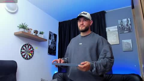 Andrew Diaz online show from 01-27-25, 03:26