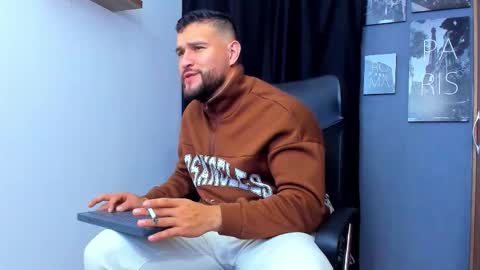 Andrew Diaz online show from 11-15-25, 07:38