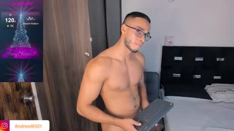 Snapshot of andrewl0321 chatting on 12-28-24, 06:49 Follow me in Fansly online show from 12-28-24, 06:49