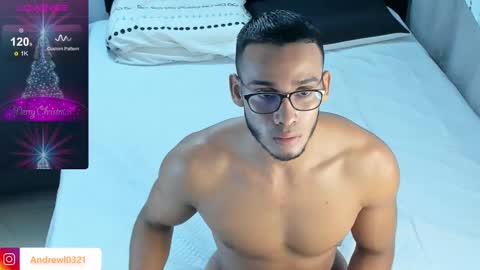 Snapshot of andrewl0321 chatting on 01-29-25, 06:01 Follow me in Fansly online show from 01-29-25, 06:01