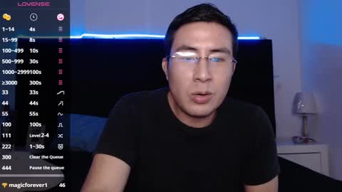 Snapshot of andrewmhilton_ chatting on 01-10-25, 04:12 andrewmhilton_ online show from 01-10-25, 04:12