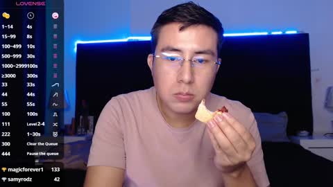 Snapshot of andrewmhilton_ chatting on 01-27-25, 05:58 andrewmhilton_ online show from 01-27-25, 05:58