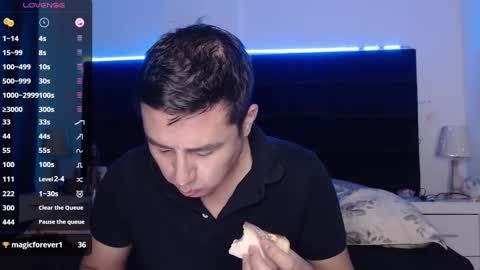 Snapshot of andrewmhilton_ chatting on 01-28-25, 02:21 andrewmhilton_ online show from 01-28-25, 02:21