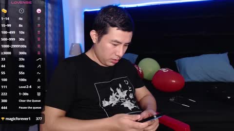 Snapshot of andrewmhilton_ chatting on 02-16-25, 10:43 andrewmhilton_ online show from 02-16-25, 10:43