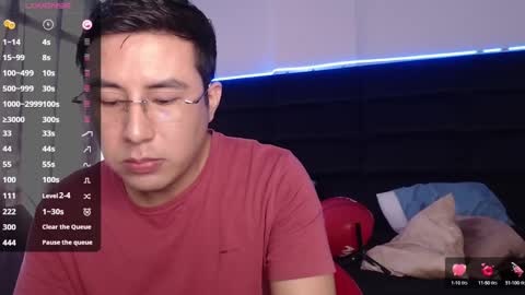 Snapshot of andrewmhilton_ chatting on 02-19-25, 07:38 andrewmhilton_ online show from 02-19-25, 07:38